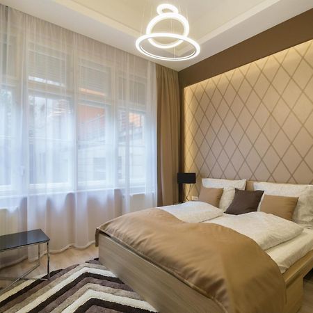 Exlcusive & City Central Located Suite By Prestige Homes Budapeşte Dış mekan fotoğraf